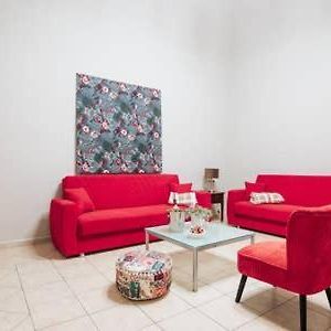 Flores Home